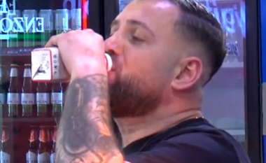 Luizi thumbon Selin: Unë Mirin e kam si vëlla, tani i bie të më thërrasësh xhaxha (VIDEO)