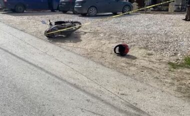 Aksident në Kukës/ Automjeti përplas motorin, drejtuesi dërgohet në spitalin e Traumës