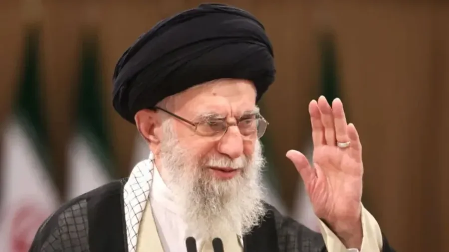 Media izraelite raportoi se është vrarë  ministri i Jashtëm i Iranit  Me sa di  Ali Khamenei është gjallë