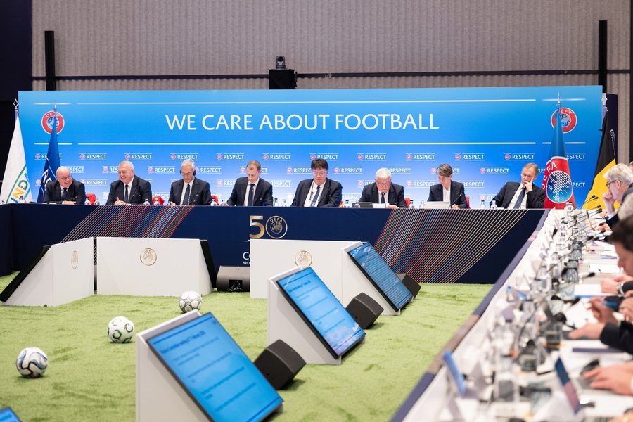 Komiteti Ekzekutiv i UEFA zhvillon mbledhjen e parë për vitin 2026, në fokus përditësimi i Strategjisë së Qëndrueshmërisë së Futbollit 2030 dhe vlerësimi i arbitrave