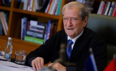 Deklarata e Ramës për Gjykatën Kushtetuese/ Reagon Berisha: Mashtrim, të martën protestoni për Shqipërinë