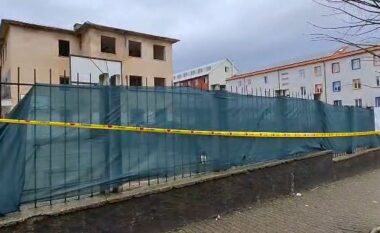 E rëndë në Kukës/ Po luante me top në oborrin e shkollës, plagoset nxënësi