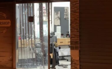 Të shtënat në Lezhë, identifikohet i plagosuri, si paraqitet gjendja e 30-vjeçarit (EMRI)