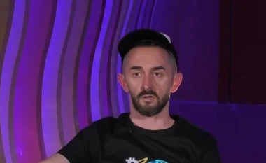 Megjithëse e prezantoi veten si profesor i muzikës, Ardit Stafaj nuk e di se kush e ka kompozuar Himnin e Shqipërisë