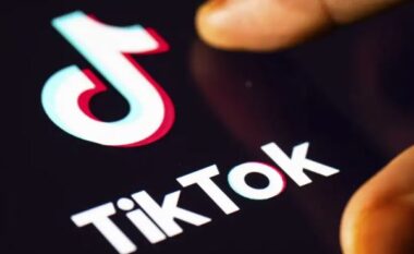 “Krijon varësi, sidomos tek fëmijët”, BE kërcënon TikTok-un me gjobë: Përshtat dizanjin!