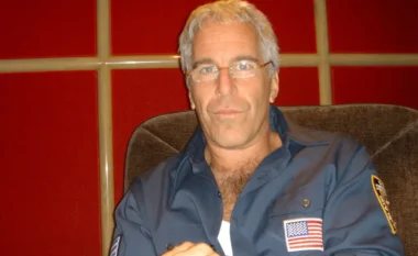 Dosjet e Epstein/ Dërgonte donacione vjetore prej 50,000 € për klubet studentore të Harvardit edhe pas dënimit të tij