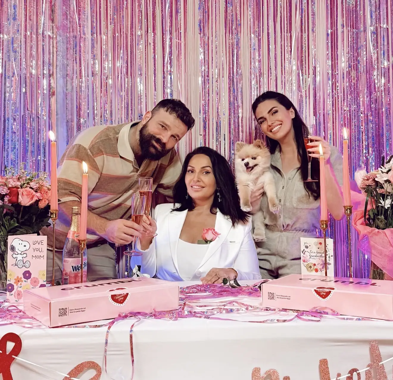 Pas sfidës së gjatë  Beatrix dhe Alban festojnë përfundimin e terapive të nënës së tyre