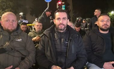 VIDEO/ Adriatik Lapaj ironizon protestën e opozitës: Qëndresa është beteja e vërtetë, jo ikja pas dy orësh