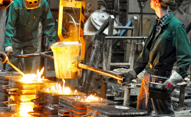 Tarifat 50% godasin rëndë BE-në/ Eksportet e çelikut drejt SHBA bien me 30% brenda gjashtë muajsh