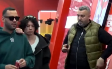 “Të ka dënuar Zoti”, Ofendimi i Rogertit trondit shoqërinë, Shoqata e Personave me Aftësi Ndryshe: Të përjashtohet urgjent!