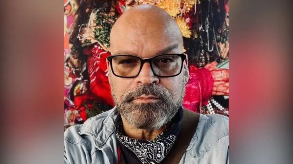 Anëtari i jurisë së BAFTA s jep dorëheqjen pas incidentit me fyerje raciste