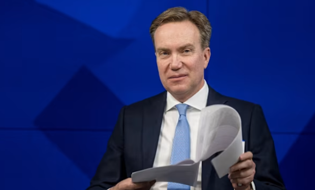 Lidhjet me Epstein  Shefi i Forumit Ekonomik Botëror jep dorëheqjen