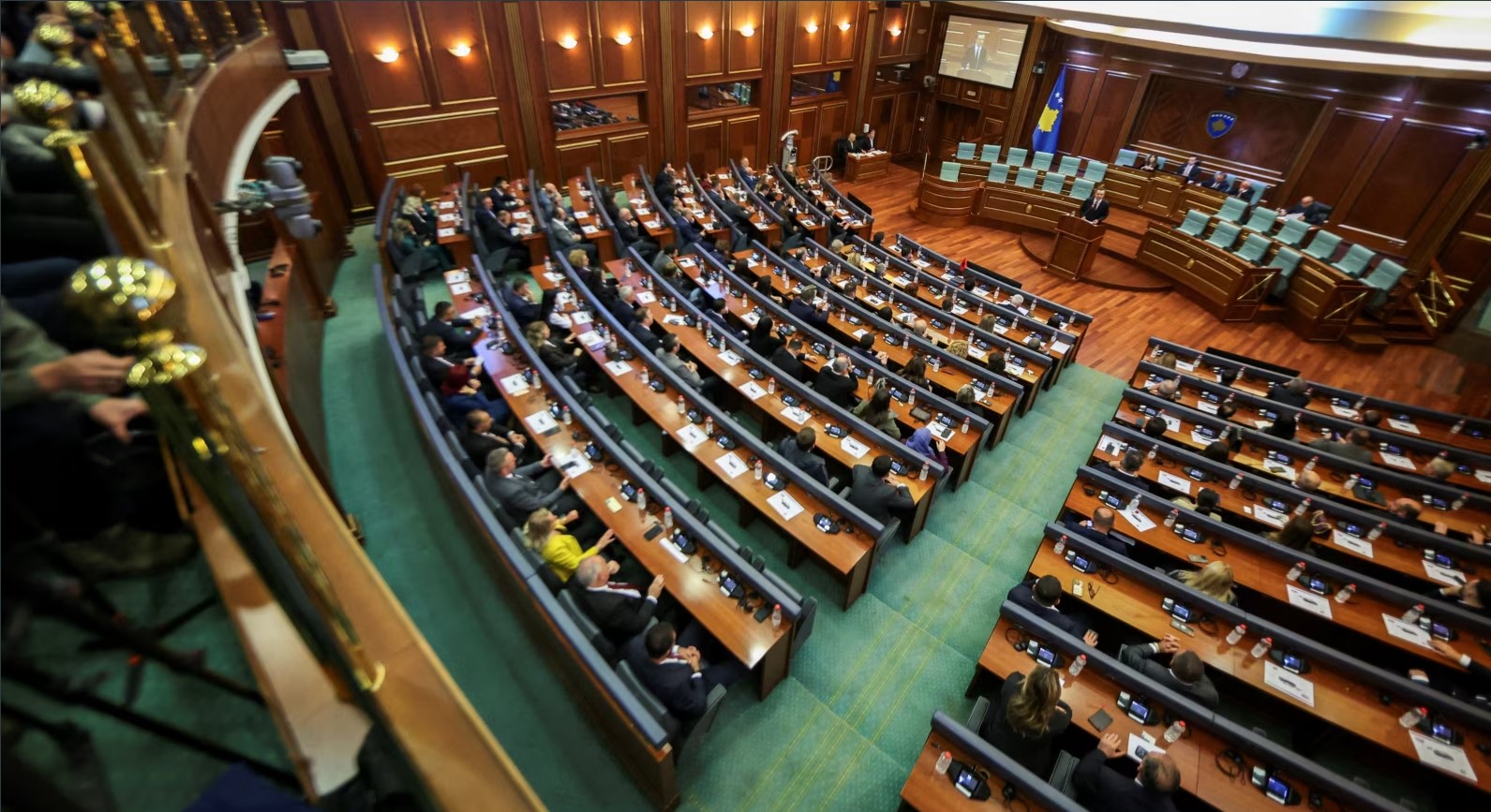 Seanca konstituive e Kuvendit të Kosovës  formohet komisioni për verifikimin e mandateve