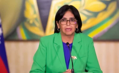 Rodriguez i bën thirrje Trumpit të heqë bllokadën dhe sanksionet ndaj Venezuelës