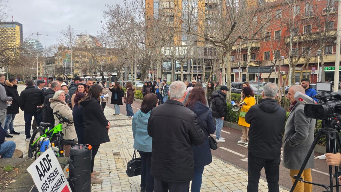 po-na-vjedhin-pronat-proteste-para-kuvendit-banoret-kundershtojne-projektin-tid-ne-durres