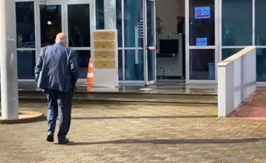 I pandehur si anëtar i grupit kriminal për hakerimin e SPAK-ut, ish-kreu i Burgjeve Agim Ismaili paraqitet në GJKKO