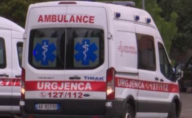 Aksident në aksin Vorë-Fushë-Prezë/ Humb kontrollin e mjetit dhe përplaset me barrierat e rrugës, ndërron jetë 23-vjeçarja