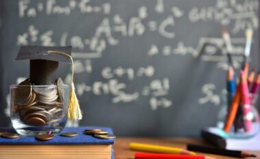 Hapen aplikimet për përfitim të kompensimit për arsimin; Procedura dhe dokumentacioni që dorëzohet