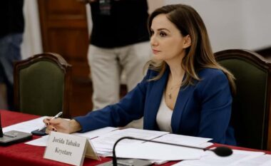 Duhet transparencë e plotë mbi 500 milionë euro tenderat e AKSHI-t/ Jorida Tabaku: S’ka auditim si janë shpenzuar fondet, po ndërtojnë një Republikë të të korruptuarve