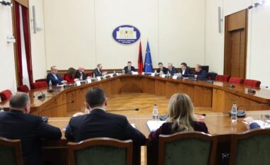 Disa persona “të fortë” kanë kërcënuar dëshmitarët në emër të Ballukut/ Debatet me dyer të mbyllura në Këshillin e Mandateve, Bardhi: Prokurorët thanë se pozita e saj është rënduar