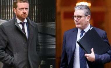 Britania e tronditur nga skandali Epstein dhe lidhjet me ish ministrin Mandelson, jep dorëheqjen shefi i kabinetit të Keir Starmer