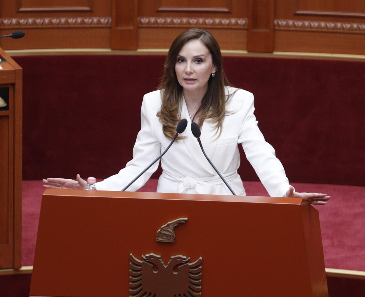 Jorida Tabaku  Imuniteti i Ballukut test kritik për procesin e integrimit  e keni kthyer Kuvendin në mburojë të të korruptuarve