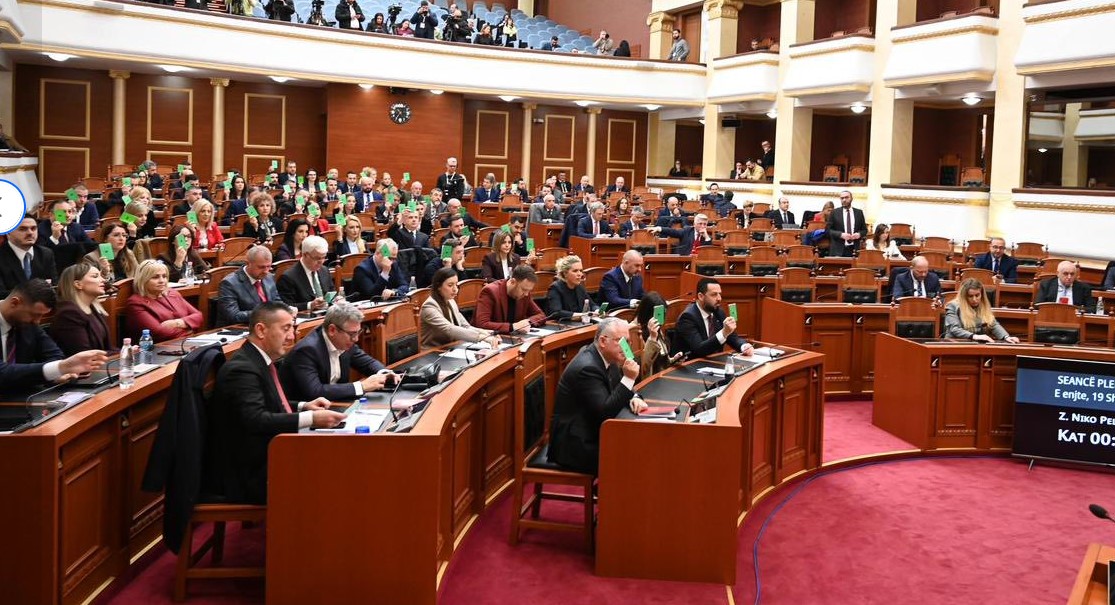 Seanca maratonë/ Kuvendi miratoi katër anëtarë të rinj të Këshillit Mbikëqyrës të Bankës së Shqipërisë