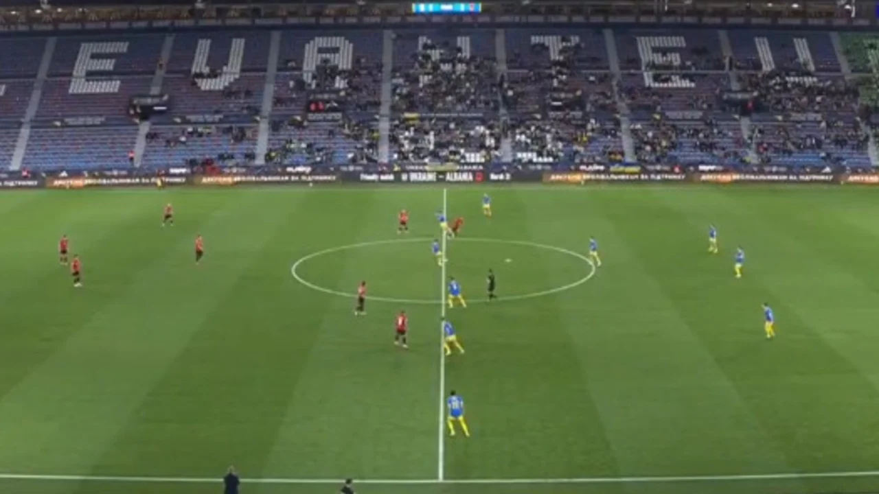 Kuqezinjtë pësojnë me fillimin e pjesës së dytë  Ukraina kalon në avantazh