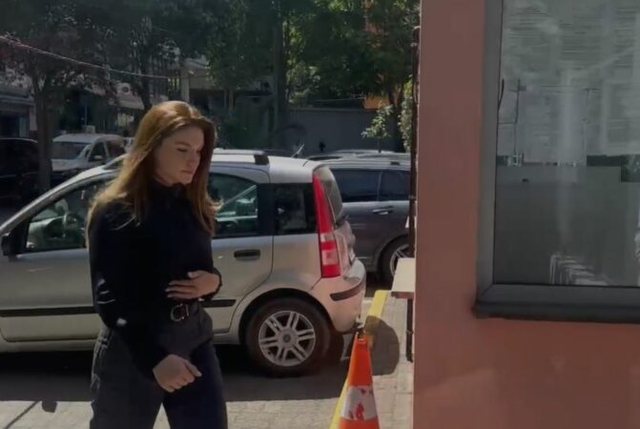  Jam shtatzënë  kam komplikacione   Ajola Xoxa kërkesë në GJKKO  kërkon ndryshimin e masës së sigurisë