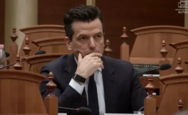 Nuk pranoi të largohej nga salla ndonëse u përjashtua, drejtuesja e seancës mbyll punimet e Kuvendit