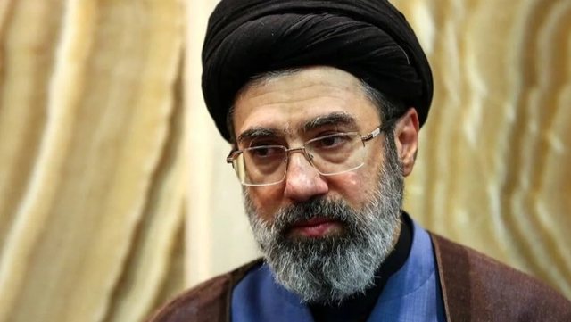 Djali i Khameneit zgjidhet Lider Suprem i Iranit
