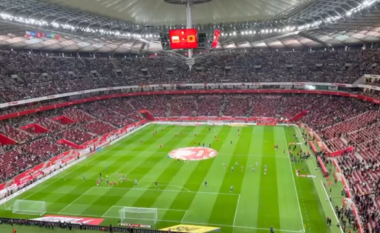 Ndeshja Poloni- Shqipëri/ Starton dueli historik, shkelmohet topi i parë në Varshavë