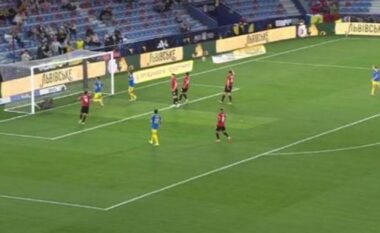 Ukrainë-Shqipëri/ Kuqezinjtë tentojnë me Brojën, mbyllet pjesa e parë pa gola