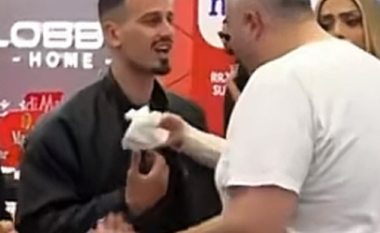 VIDEO/ Plas keq mes Mateos dhe Rogertit: Me sa meshkuj nj*kohësisht e ka b*rë motra jote