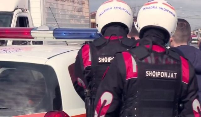 Në aksion për arrestimin e të shumëkërkuarit në Dibër, plagoset efektivi i “Shqiponjave”, transportohet me helikopter drejt Tiranës (EMRI)