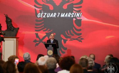 7 Marsi/ Presidenti Begaj takim me mësuesit shqiptarë nga vendi dhe diaspora: Gjuha, identiteti ynë