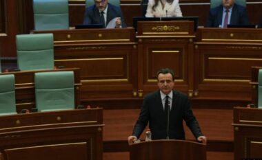 Gjykata Kushtetuese pezulloi dekretin e Osmanit, reagon qeveria e Kosovës: Për tre javë jemi në gjendje pritjeje
