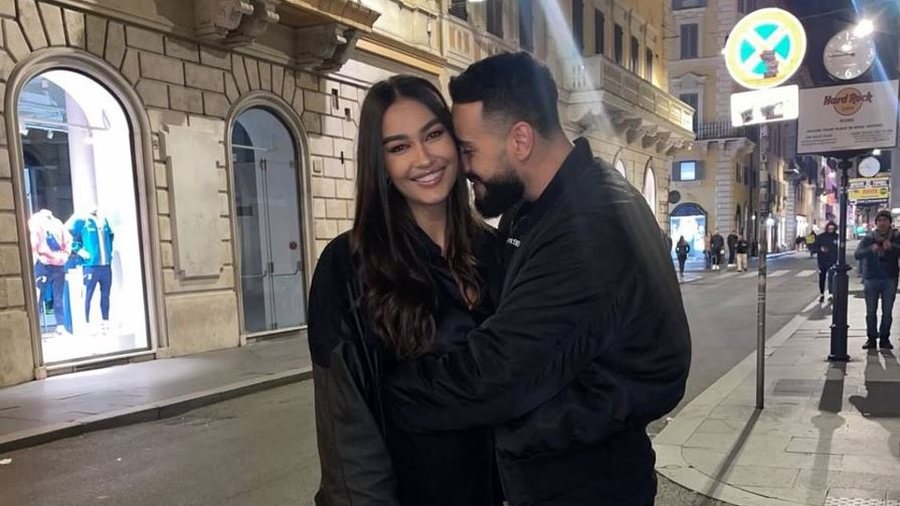 Fotoja e publikuar për  Shën Valentin  vulosi romancën mes tyre  flet Adrola Dushi  Kishim dyshime por na eci shumë mirë