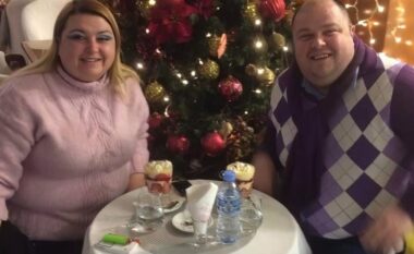 “Na është bërë Psikiatria si rruga Tiranë-Durrës”, Genardi dhe Sonida shtrohen në spital: Më shumë për motrën, po hajt thanë do të mjekojmë dhe ty