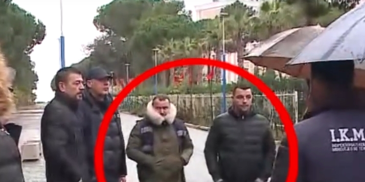 Sherri me Fatmir Metën  Afrim Qendro shkarkon Klesti Çelën dhe këshilltarin e tij në IKMT  vëllain e Elgert Bixhës të përfshirë në dosjen  Agasi 