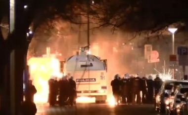 Tubimi i djeshëm i opozitës, arrestohen 4 prej protestuesve