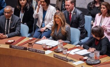 Melania Trump kryesoi Këshillin e Sigurimit të OKB-së për fëmijët, mes tensioneve me Iranin
