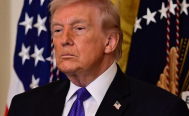 Trump lajmëron fundosjen e 42 anijeve luftarake iraniane: Operacioni po shkon mrekullisht