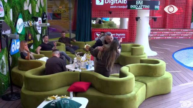 e-papritur-ne-bbv-rogerti-puth-juelen-rrezikoj-divorcin-nga-gruaja