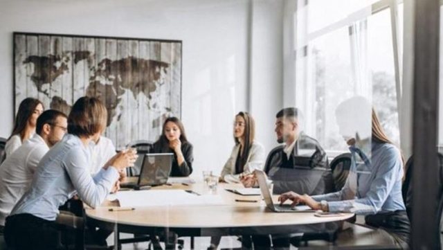 RAPORTI  Banka Botërore  Shqipërisë i mungojnë standardet e unifikuara të rekrutimit në administratën publike