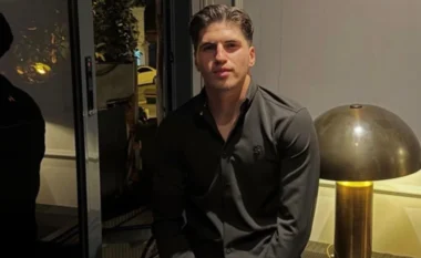 Sulm me a*më në Turqi/ Vritet futbollisti 21-vjeçar, një person qëlloi drejt automjetit me të cilin po lëvizte