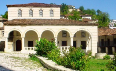 Rama uron besimtarët bektashinj në Ditën e Sulltan Nevruzit