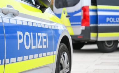 Ndodh në Gjermani/ Babai vr*t djalin e tij 13-vjeçar, plagos gruan dhe vajzën