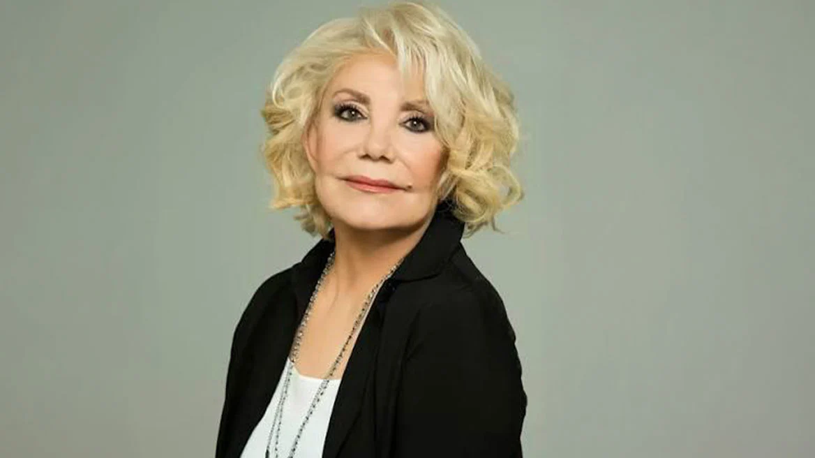 Arti grek në zi  Ndahet nga jeta në moshën 87 vjeçare këngëtarja e njohur  Marinella