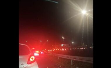 FOTO+VIDEO/ Deputeti publikon pamjet: Shqiptarët në radhë për naftë më të lirë në Mal të Zi